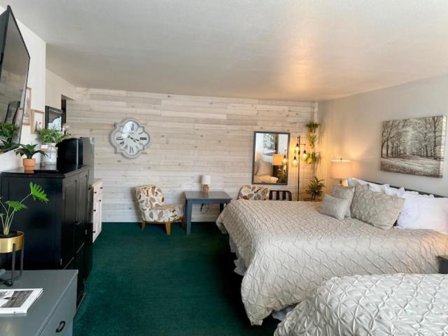 Moose Creek Lodge & Suites Cody Habitación foto